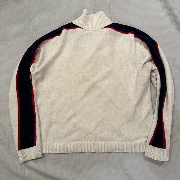 Urban Outfitters Sweater - Picture 2 of 7